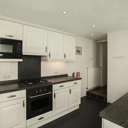 Apartment Stayci Serviced Apartments Noordeinde The Hague